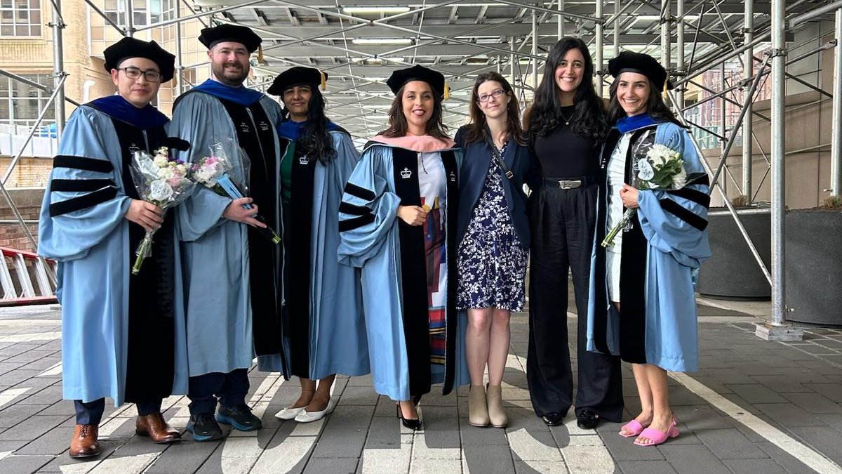 Les comparto que me gradué del doctorado en salud pública de <a href="/Columbia/">Columbia University</a>. Muy agradecida de haber recibido el premio "Excelencia en Salud Global" por liderar investigaciones de salud mental en Guatemala.