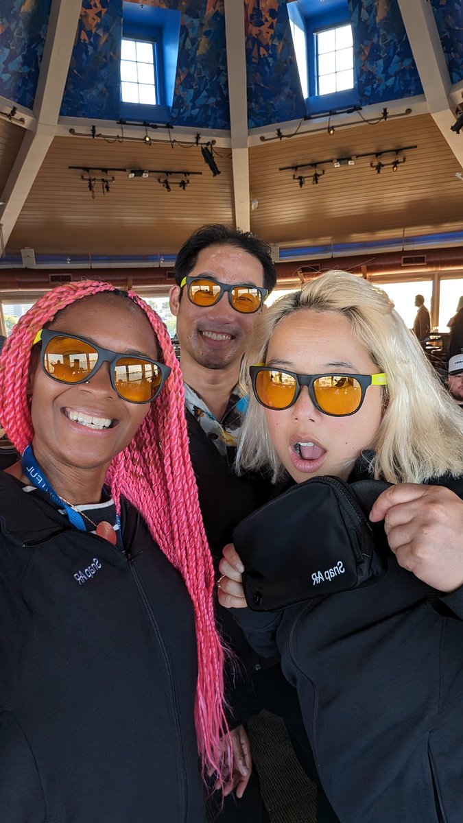 Modeling the swag  with <a href="/estellatse/">Estella Tse</a>  and <a href="/bingko/">wasu</a> at the  <a href="/SnapAR/">Snap AR</a>  dinner 😀