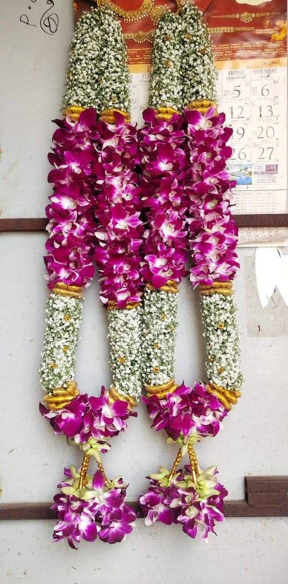 GetFlowersDaily's tweet photo. 🌸Elevate your Bangalore celebrations with the exquisite beauty of Orchid Garlands,🌸
Each delicate bloom a symbol of elegance and refinement, enchanting all who behold.
🌐 Visit our website: [https://t.co/EIwtKAa4in]
#OrchidGarlands #BangaloreEvents #FreshFlowers #EventDecor https://t.co/CQ9C5NiuPW