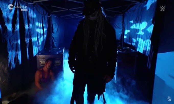 LukasAGS's tweet image. UNCLE HOWDY IS ACTUALLY HERE AND HE LOOKS BAD FUCKIN ASS #WWERaw