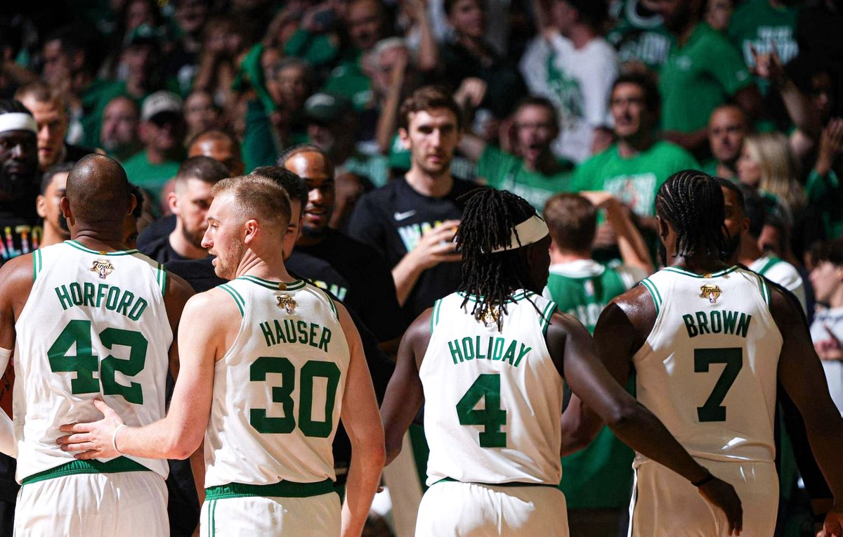 richbabb's tweet image. Congratulations to Jason Glushon (@GlushonSM) and the 4 stars he represents on the @celtics!!! #Banner18