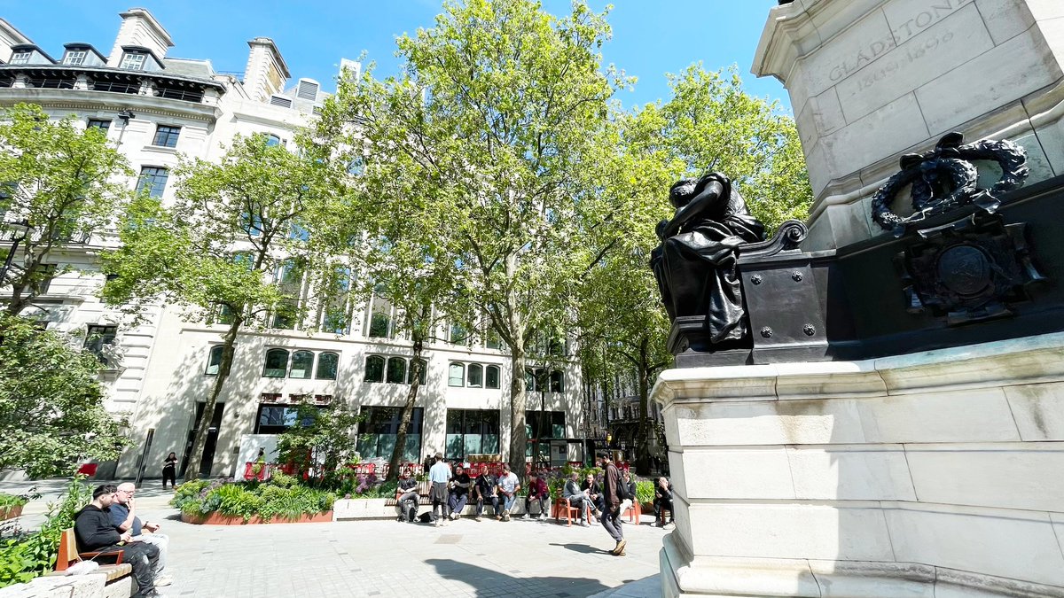 The College of Social Science and Public Policy at King’s College London undertook a renovation project along the busy stretch of Aldwych, Strand in London. The developers faced space constraints and needed a lightweight, sustainable concrete solution.
leca.co.uk/case-studies/T…