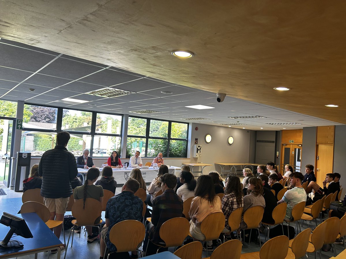 WyedeanSchool's tweet photo. Great to have our local candidates in school meeting our students at a hustings event. First question from Freddie Harvey on immediate priorities when elected. Thank you to all the candidates for attending. #ge24, #hustings https://t.co/voU83jJMbe