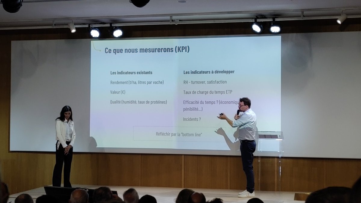 Ça passe également par rajouter des indicateurs sur le social.