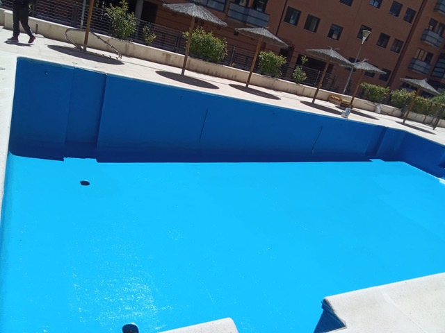 ¡Renueva tu piscina!
🔹 UltraDry: bloquea la humedad por presión negativa
🔹 Ultraflex Wet-on-Wet con Tixal: membrana impermeable, continua y flexible.

Varios acabados:
🔹 Ultratop WR en cualquier ral o Cooltop en blanco
🔹 Gresite, cerámica, mármol...

lnkd.in/dR3Fa3w