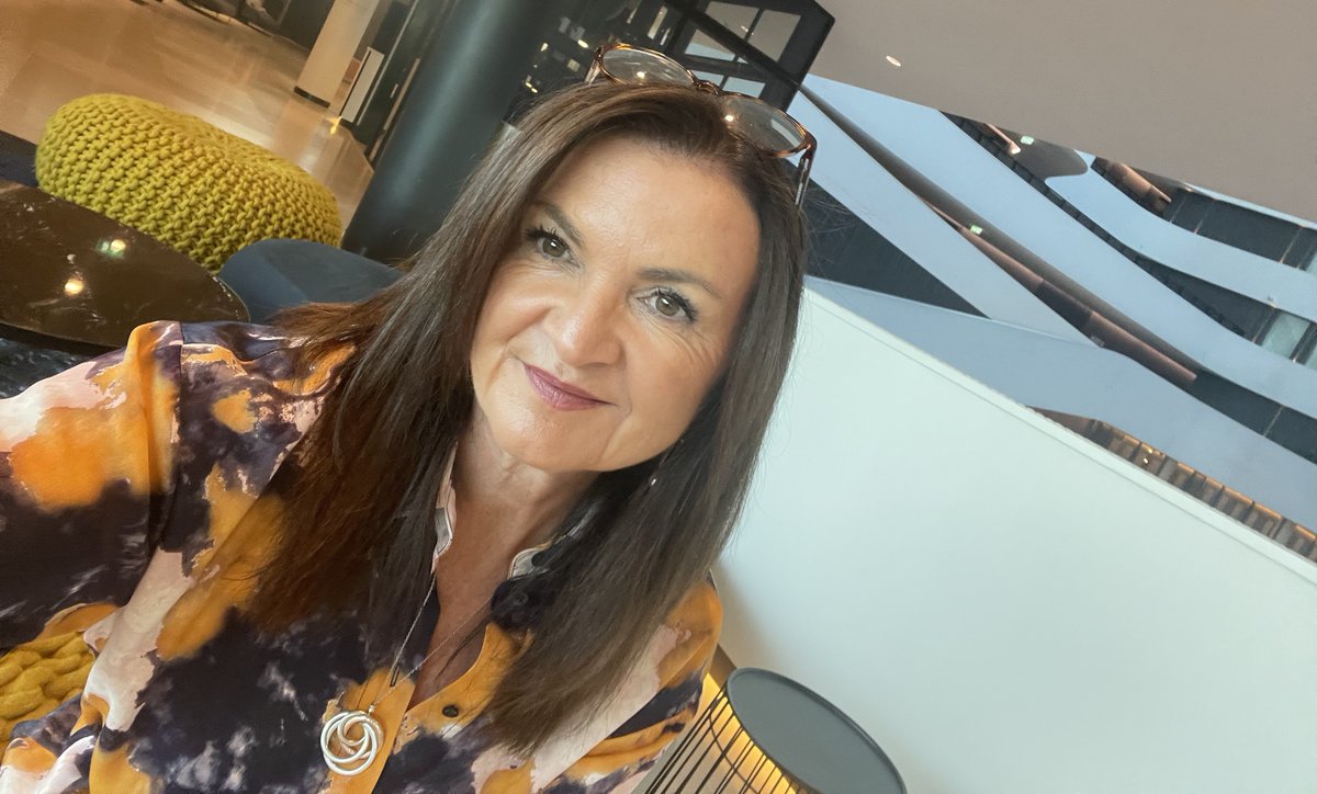 PropNetLondon's tweet photo. #PropNetLondon looks forward to welcoming speaker Dr Benita Mayhead at next week' s event on Wednesday 26th June. Benita is an experienced Executive Coach with over 30 years in coaching, learning, development and all things #leadership. Contact: events@propnetlondon.co.uk https://t.co/h7KxEo9soa