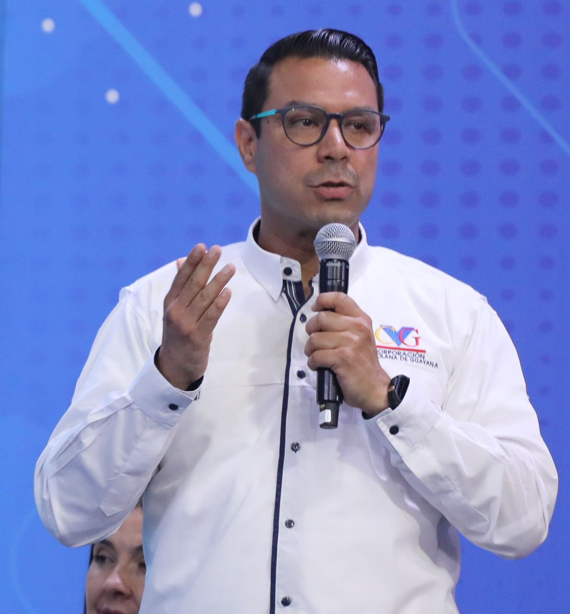 PresidencialVen's tweet photo. #Noticia 📰| Designado Héctor Silva como ministro del Poder Popular para la Minería ➡️https://t.co/iWaXN0XyJb https://t.co/BmEhgFl979