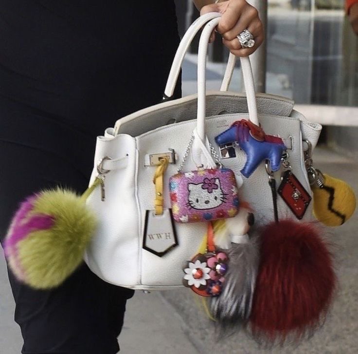 CUSTOMMARGIELA's tweet photo. jane birkinfying your bags>>> https://t.co/MAyFcKthCJ