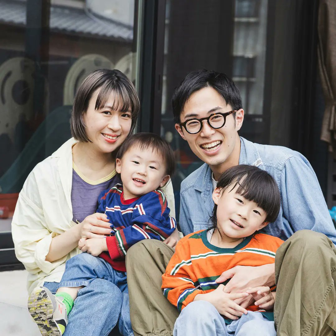 Hug_Mug's tweet image. KUMON×ほめ写×HugMug
インスタキッズフォトコンテスト開催📸

「子どもをほめてあげたい」と思ったときの写真とそのエピソードをInstagramに投稿してください♪ 受賞者には豪華な賞品をプレゼント！

応募詳細はこちら↓
x.gd/NCPr8

#PR #HugMug #KUMON #ほめ写 #フォトコンテスト