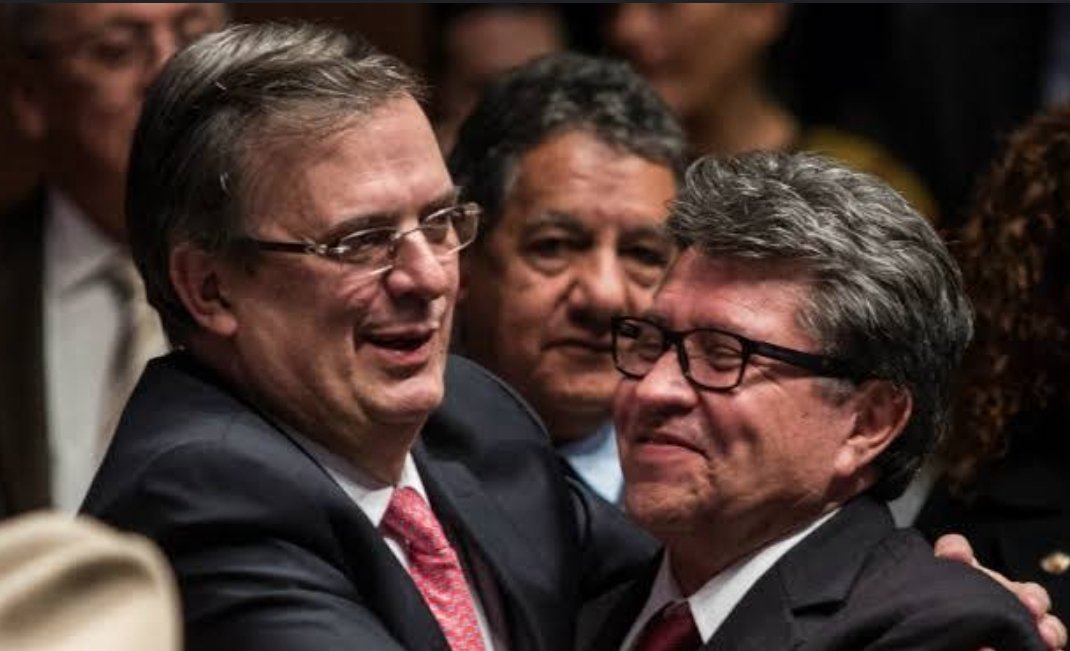 ChicShion's tweet image. Atentos que ya volvió a resurgir la alianza de los carnales  ambiciosos vulgares y ya andan de abajo firmantes para hacerse del poder en las camaras

Estos son la verdadera oposición, no el PRIAN, no el MC, la oposición son estos 2 q ya empezaron a operar y chantajear: