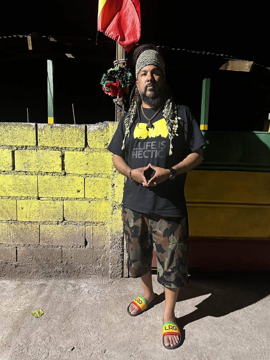 RasCeylon's tweet photo. Ima keep this thread going for this trip..day 2 ripping & running wit Dada all day!! #JudgmentYard #SizzlaYouthFoundation https://t.co/0MLLKtaQVe