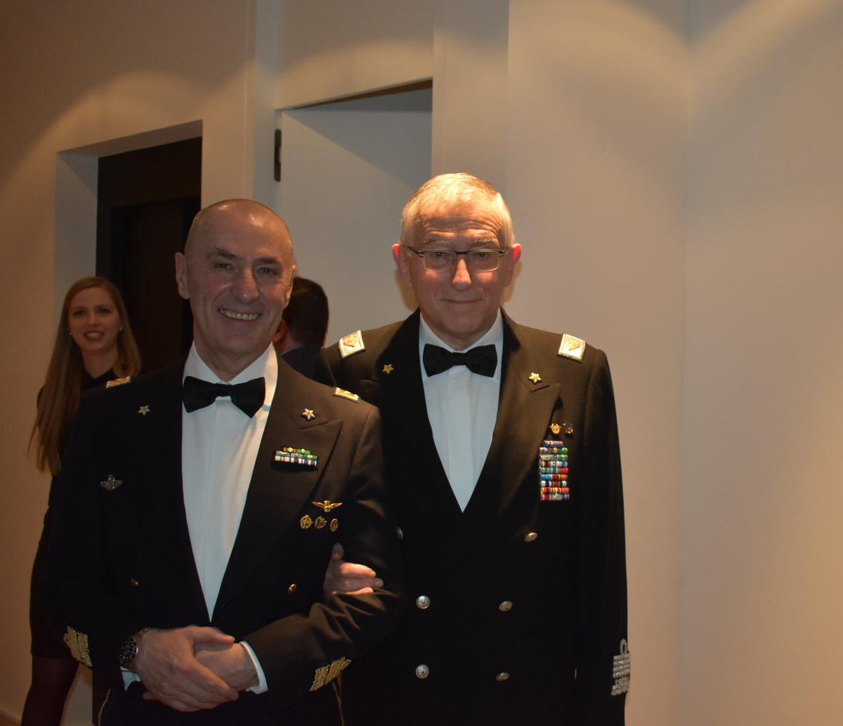 nordio_roberto's tweet photo. Claudio #Graziano, non dimenticherò mai il periodo professionale vissuto sotto la Tua guida e i tanti momenti trascorsi in amicizia. Riposa In Pace, Caro Comandante. https://t.co/IN3ssoOgoP