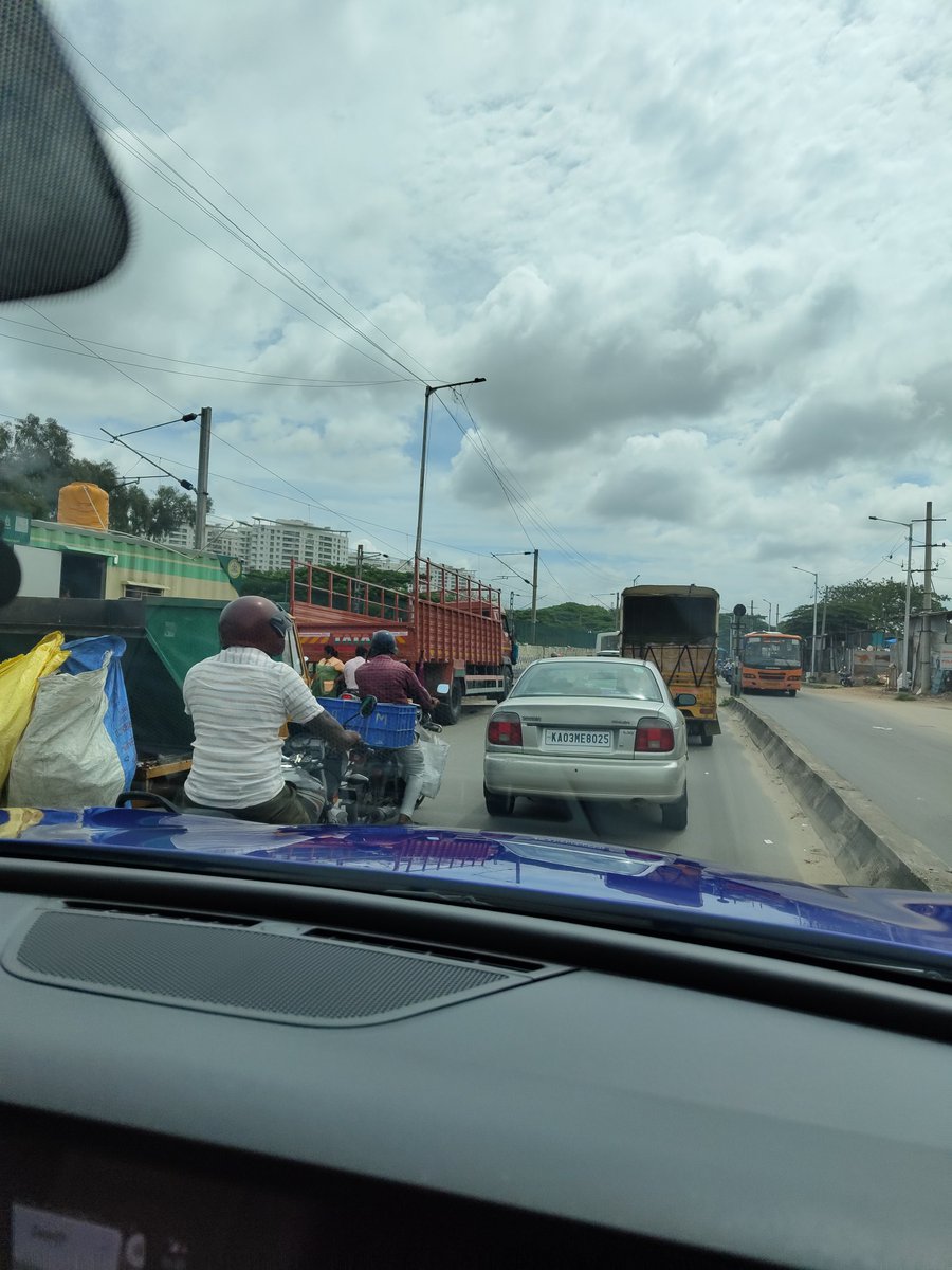 As usual the tank bund road in Binny Mills is jam packed and all heavy vehicles are parked on both the sides of the road and people ride on the pavement and traffic police are just standing ideally as usual on their phones and not doing anything. Traffic rules are always broken