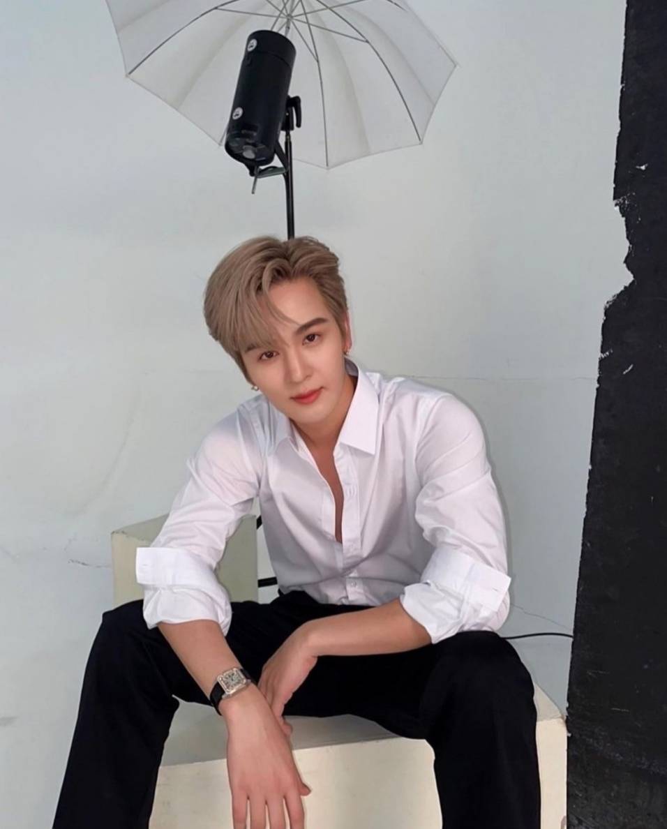 NWinyasa's tweet image. The Most Favorite Male Star 2024 (Group 5)

ยินดีกับพี่ยุ่น @yoonpsn นะ และที่สำคัญปรบมือให้กับความเก่งของทุกคนที่ช่วยกันโหวตให้พี่ยุ่น 🐳 ของเราอยู่อันดับที่ 3 เก่งมากๆ สุดยอดที่สุดในโลก! (ใจสู้ทุกคน (💘)) เจอกันรอบ final นะคะ #yoonosn #แก้มกลมของต้น #แก้มกลมของยุ่น