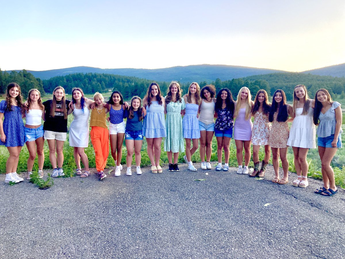 jrichardsNORTH's tweet photo. Week two of elevated running camps started today with 74 campers AND the girlies are here!

Can’t wait for a great week with them 

Who wouldn’t want to be a bulldog?! 
💙🧡🐶 https://t.co/aDABpodUk4