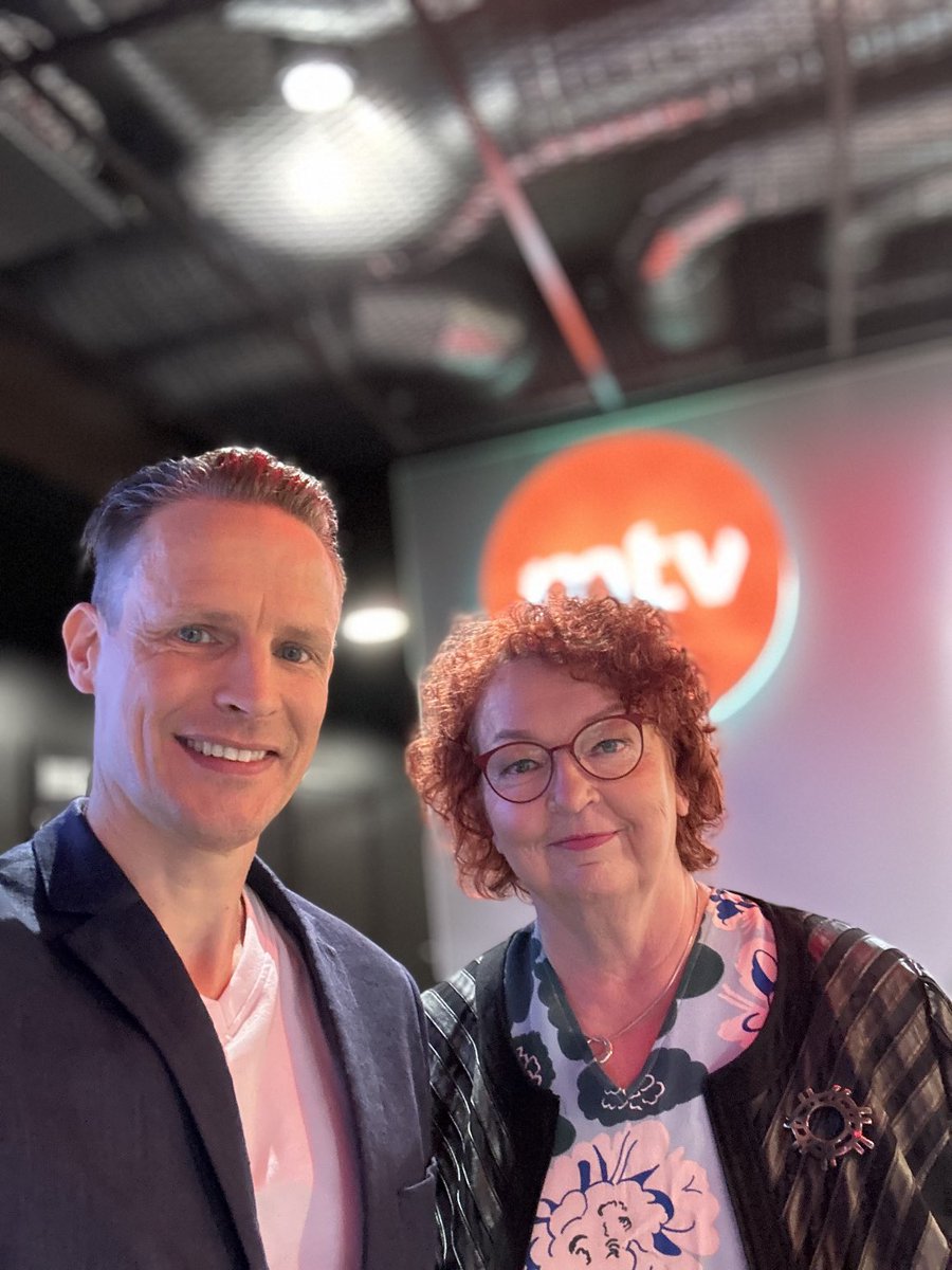 Kiitos aamun keskustelusta ⁦<a href="/riittasarkela/">Riitta Särkelä</a>⁩ ja ⁦<a href="/huomentasuomi/">Huomenta Suomi</a>⁩. Aiheena lapsiperheiden alkoholin käyttö kesällä. ⁦<a href="/aklinikkasaatio/">A-klinikkasäätiö</a>⁩ ⁦@ETKLry⁩