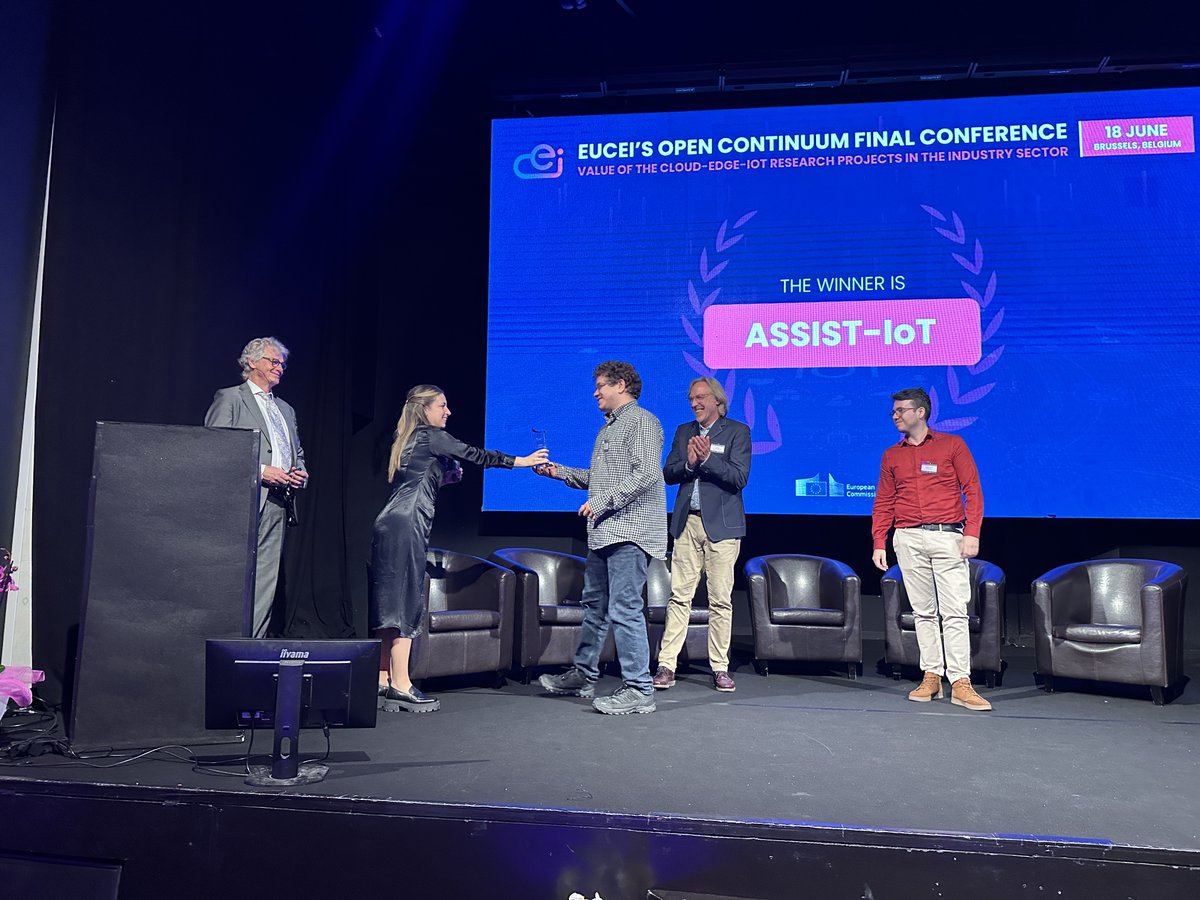 EU_CloudEdgeIoT's tweet image. 🏆 Congratulations to @AssistIot! The project has won the award for communication at the #EUCEI’s Open Continuum Final Conference! #ASSISTIoT has been recognised for their active involvement! Also, a huge thank you to all the project involved in the Task Force 6 Communication!