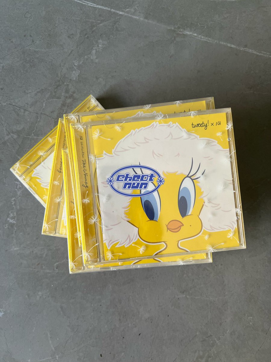 ✿ #cheotph_onhand ✿

「 iu the winning 」
special ver - iu x tweety

⤷ ₱810 ea
⤷ sealed
⤷ mod: ggx, sco +₱20, sdd
⤷ mop: maya, gcash, bank, sco

⚠️ first to sco or mine PAYO
🛒 ph.shp.ee/HpcKQHQ

# wts lfb ph iu uaena tweety bird