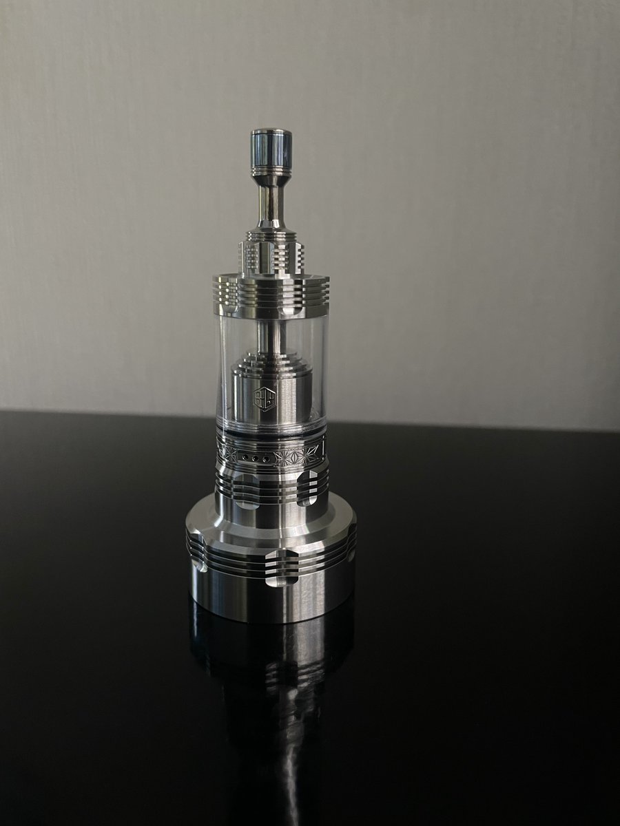 officeedge0603's tweet photo. 【RTで割引ゲーム】
415製
世界で最も精度の高いビルドデッキ
超重厚で安定感最高

所有欲を満たしてくれる
これぞmade in japan 

1RTごとに10円引
100RTなら1000円引
200RTなら2000円引
300RTでmax 3000円引

定価5500円からスタート
期間は 21日いっぱい
発売日は22日より

415ビルディングデッキ https://t.co/vdPtNJSmWx