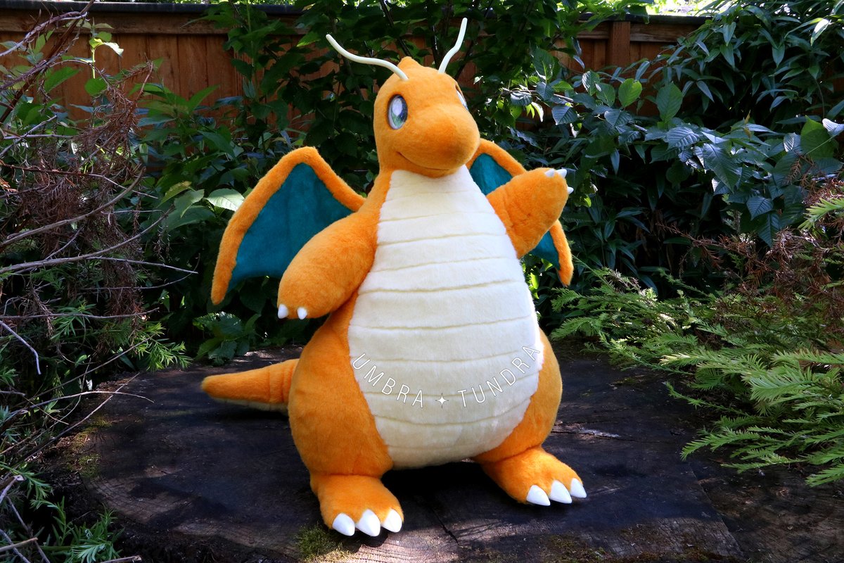 Freaking it Big Dragon style
✨1/3 scale Dragonite