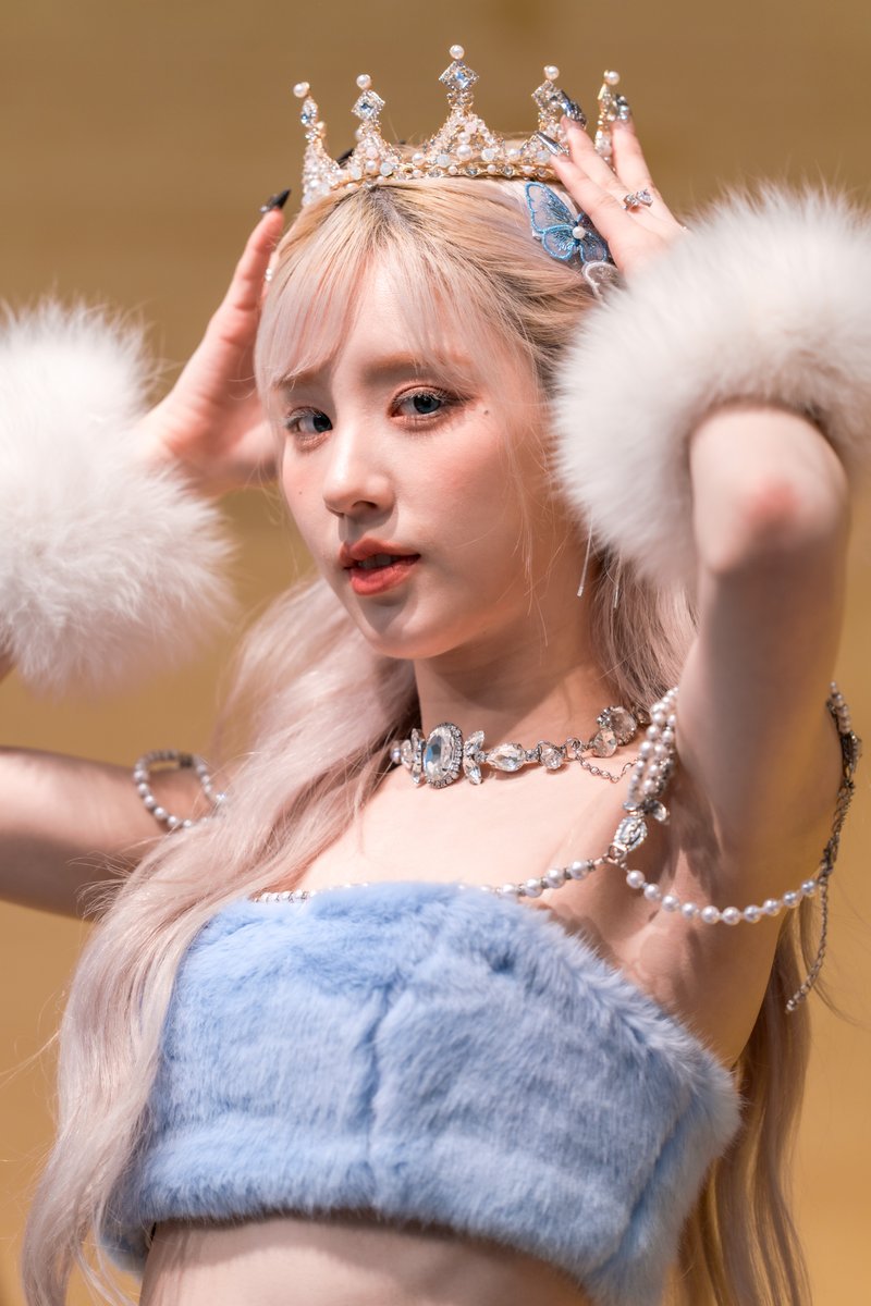 Stainless_1019's tweet image. 240614

🌙👑🩵

drive.google.com/drive/folders/…

#HeeJin #희진
#Dall #Devine_All_Love_Live #Virtual_Angel
#ARTMS #OURII