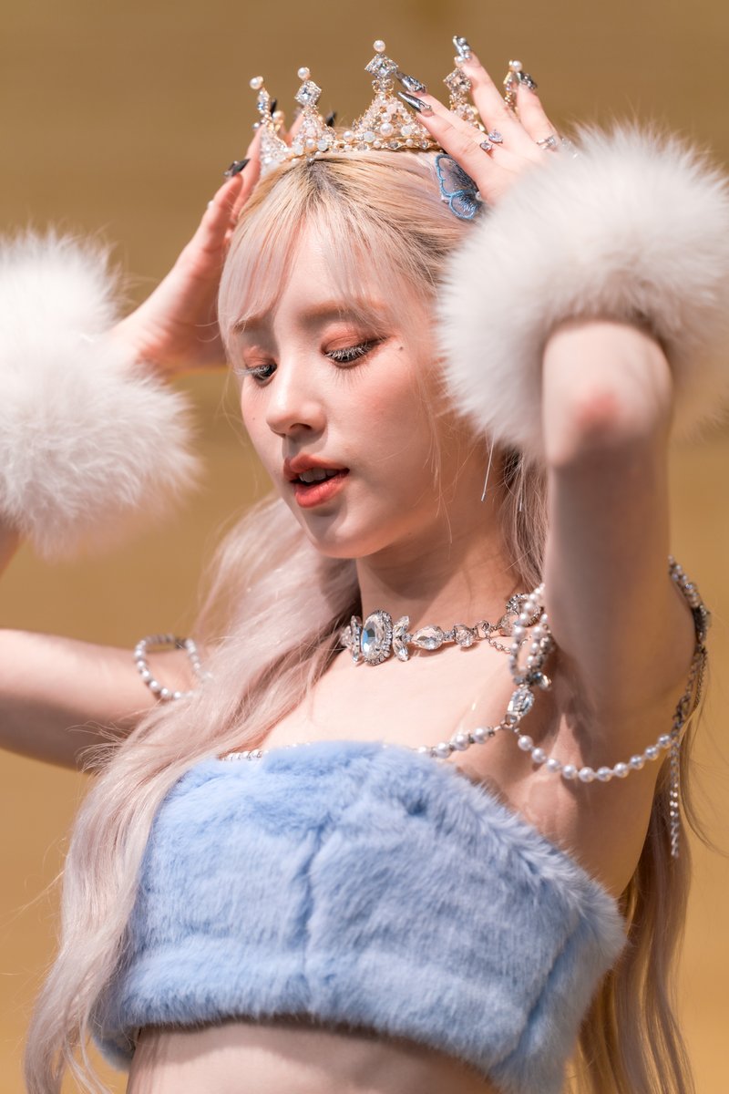 Stainless_1019's tweet image. 240614

🌙👑🩵

drive.google.com/drive/folders/…

#HeeJin #희진
#Dall #Devine_All_Love_Live #Virtual_Angel
#ARTMS #OURII