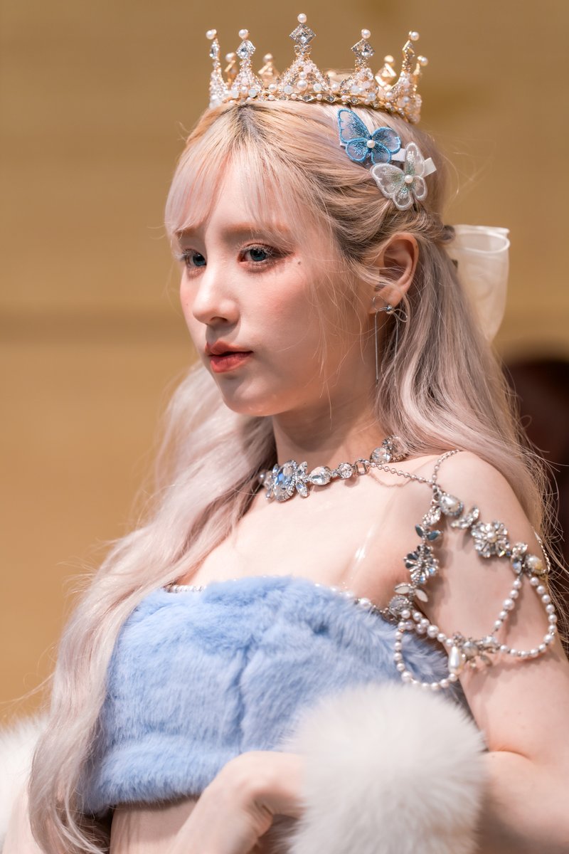 Stainless_1019's tweet image. 240614

🌙👑🩵

drive.google.com/drive/folders/…

#HeeJin #희진
#Dall #Devine_All_Love_Live #Virtual_Angel
#ARTMS #OURII