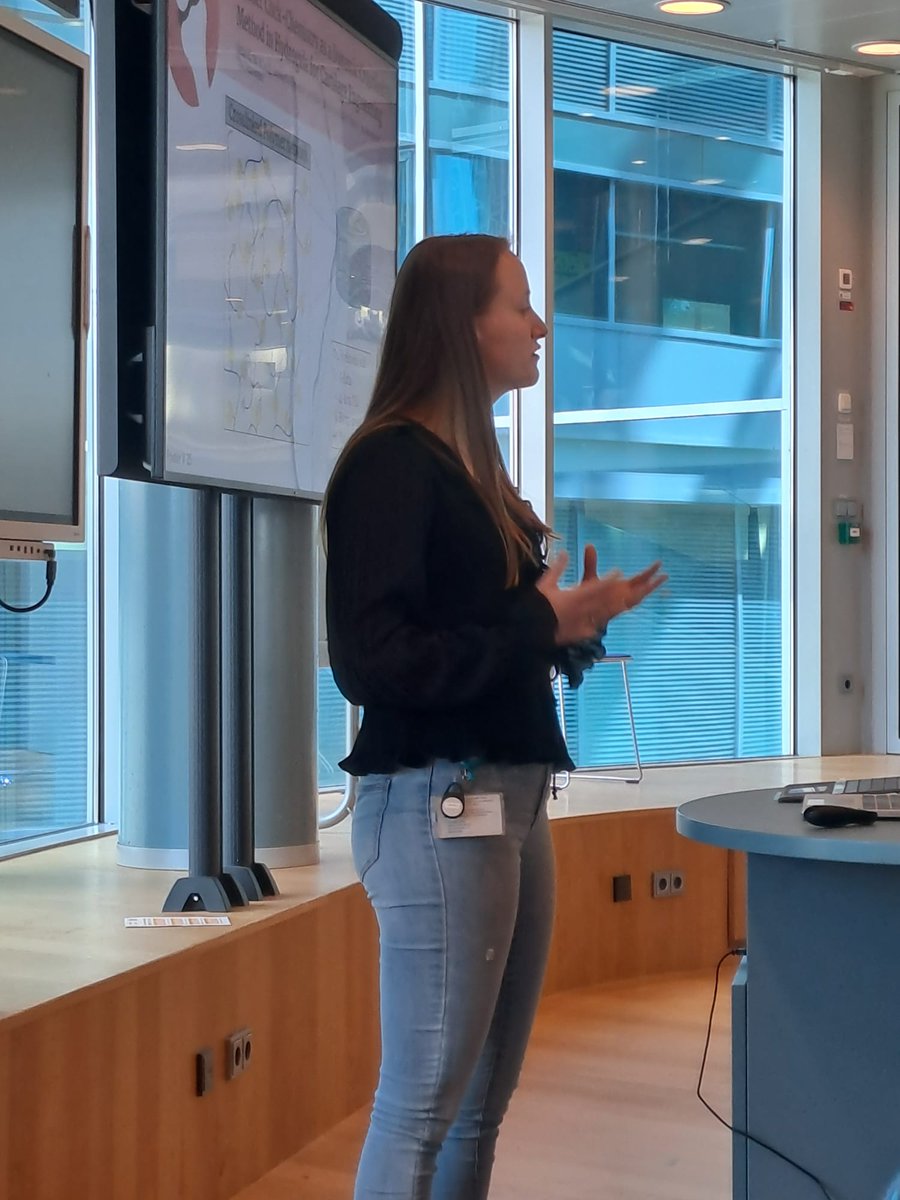 UUPharmaceutics's tweet photo. Of course we also had a strong delegation of (poster) presenters! Very well done Jet Hartman, Sanne van de Looij, Dmitrii Iudin & Lennart van den Hoven! Great updates on novel #hydrogels, #polyplexes, #organoids and more! https://t.co/blBRd9vXoY