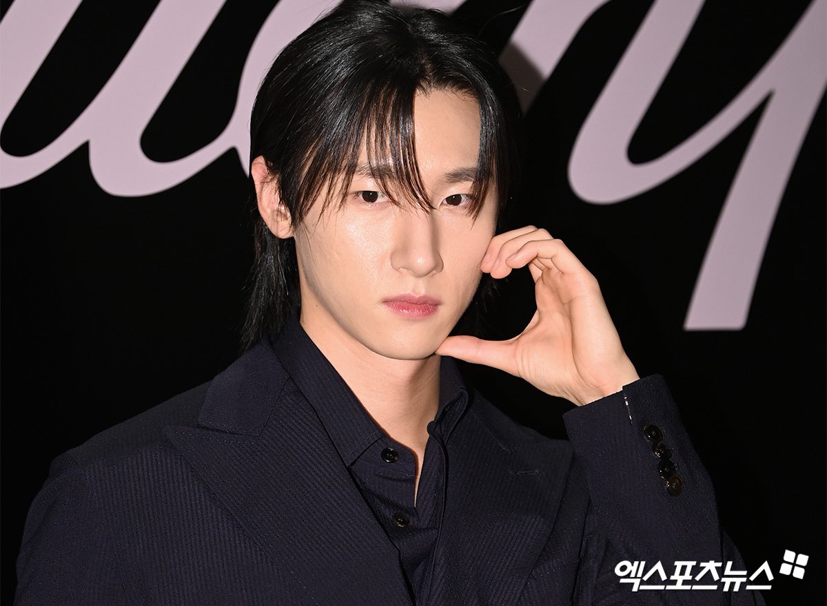 [단독] 몬스타엑스 아이엠, '키스 더 라디오' DJ 영케이 후임 
v.daum.net/v/202406181552…