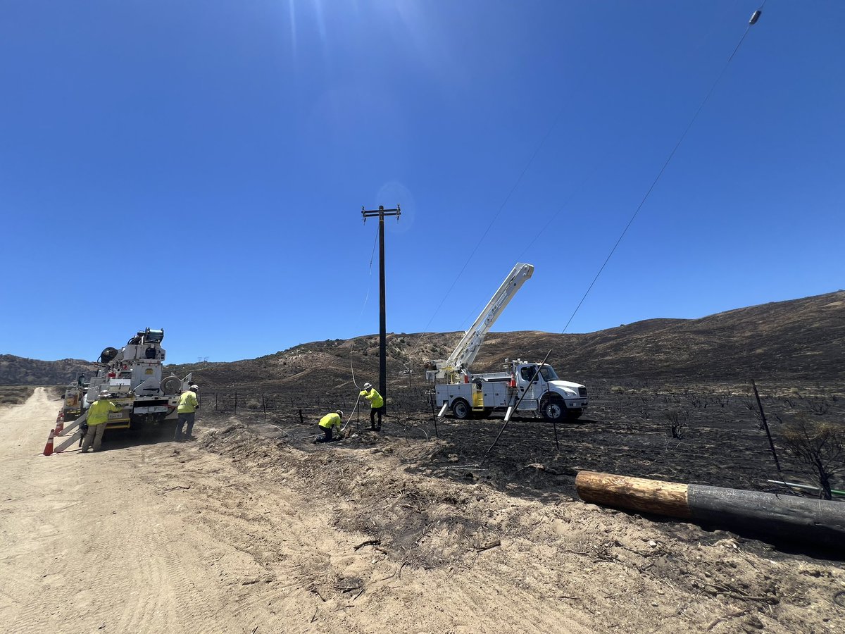 AZPROVIDEO's tweet photo. #postfire #Gorman https://t.co/OELpAcKm2A
