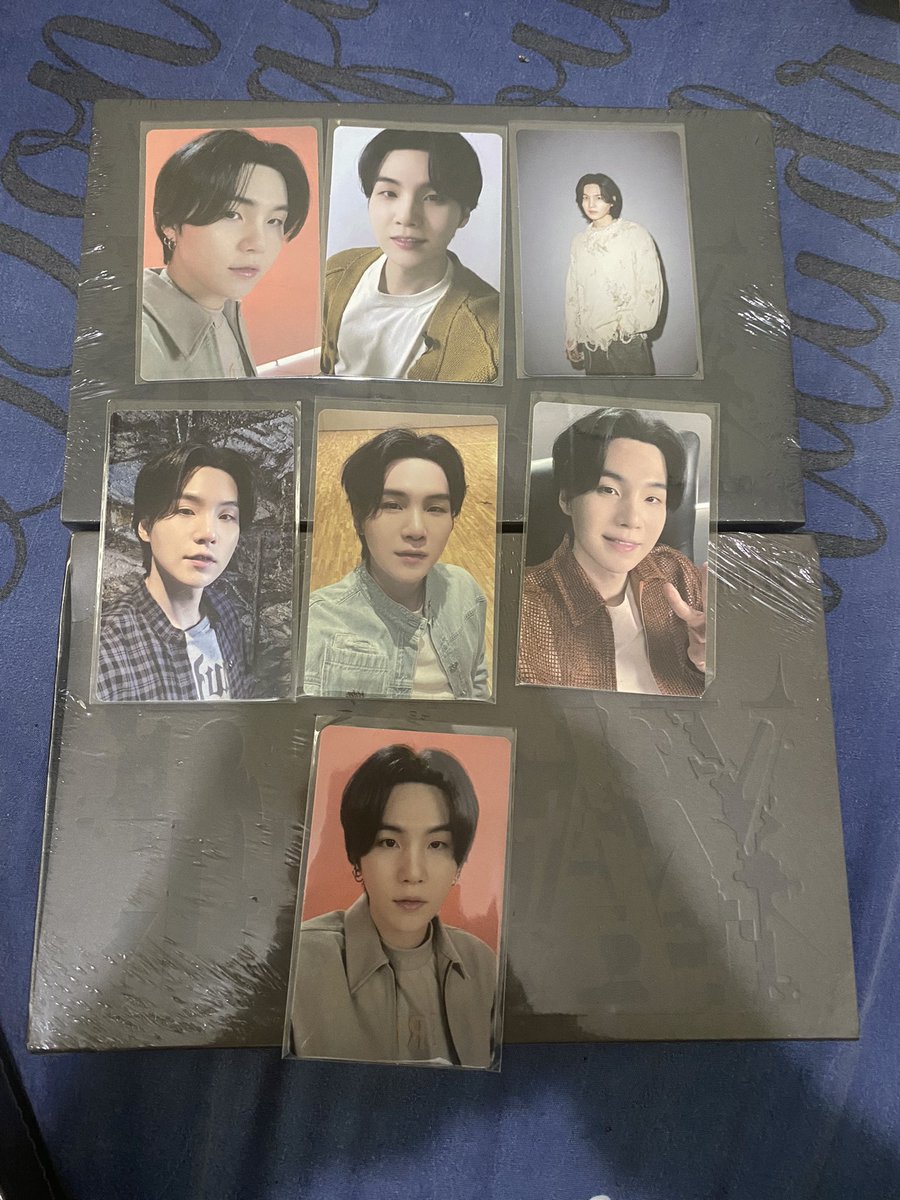 WTS / LFB

Dday album with luckydraw pc

850 each

✅Onhand &amp; sealed
✅PAYO/ 1 week dop with nrdp

Dm me to order .