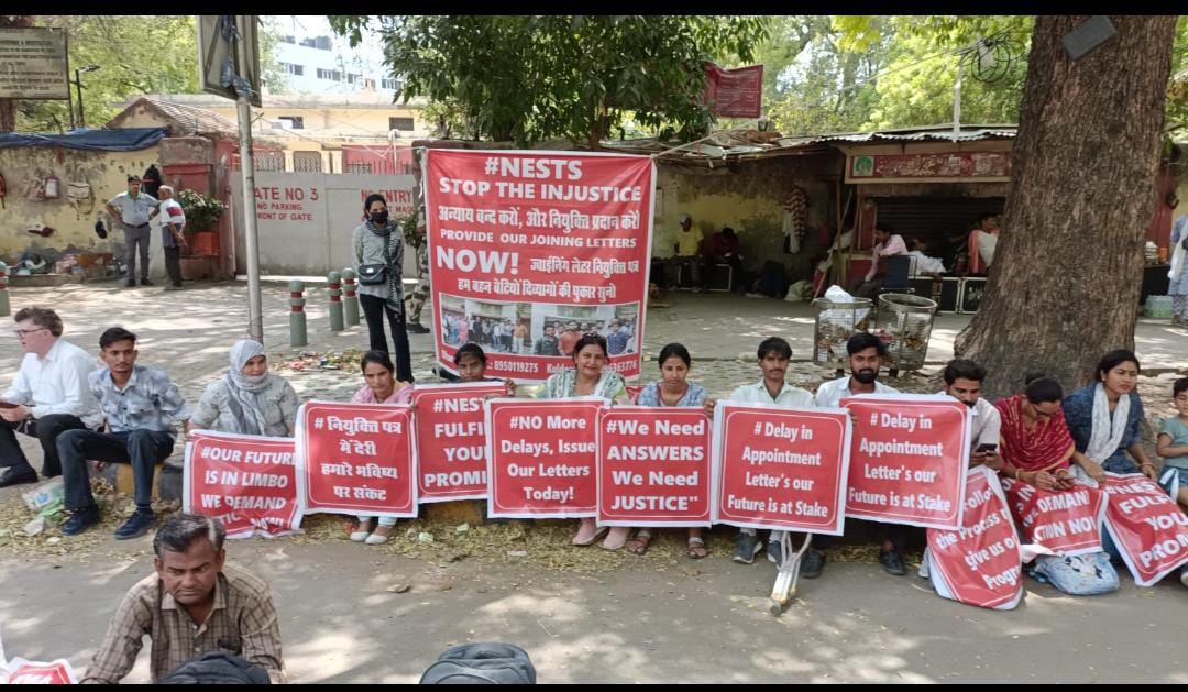 rishu_birla's tweet photo. Waiting for EMRS appointment letters since 1st June with no updates is causing major stress among candidates. We need prompt intervention from authorities to resolve this.

@PMOIndia , @TribalAffairsIn , @jualoram , @nests_emrs , @EduMinOfIndia 

 #We_Want_Joining https://t.co/5kJeRdDG3s