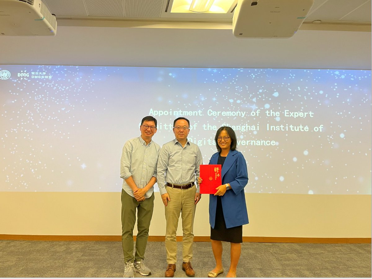 Loni Hagen (@lonihagen) on Twitter photo Receiving an appointment letter as a member of the Advisory Board of Shanghai Institute of Digital Governance <a href="/USFSI/">USF School of Information | iSchool</a> <a href="/CyberSecurityFL/">Cyber Florida</a> Receiving an appointment letter as a member of the Advisory Board of Shanghai Institute of Digital Governance <a href="/USFSI/">USF School of Information | iSchool</a> <a href="/CyberSecurityFL/">Cyber Florida</a>