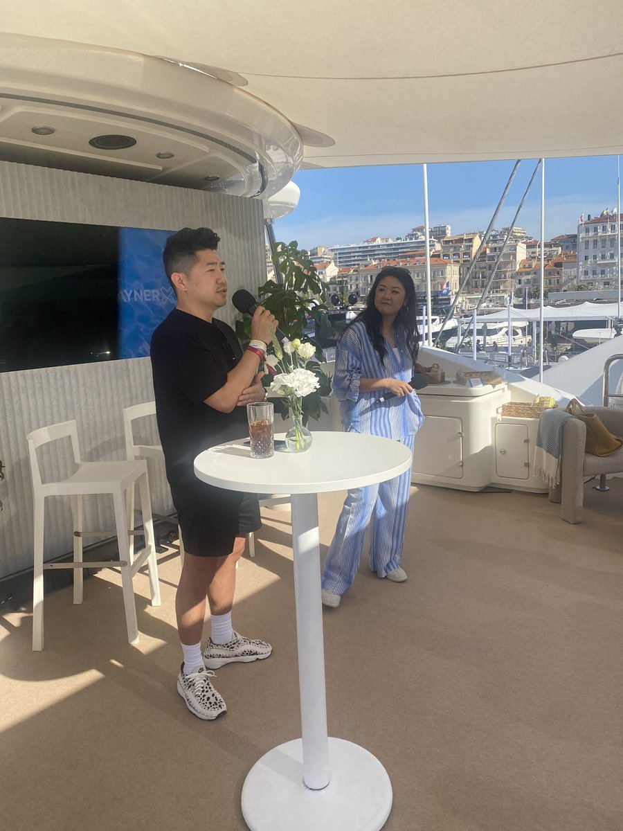 our very own <a href="/chunp/">PC</a> and Rose Yan from <a href="/GoldHouseCo/">GOLD HOUSE</a> kicking it off this morning!