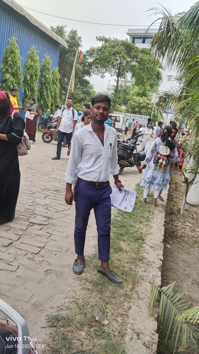 SUNILKU01701204's tweet image. आसान तो कुछ भी नहीं है,
किसी भी Exam का Exam देने 
जाओ तो वो कठिन हो ही जाता है..!!🔥
#UGC_NET_EXAM 
#UGC_NET_JUNE_2024
#UGC_NET_18_JUNE_2024
#सचिव_जी(पंचायत वाले)🖤🤗