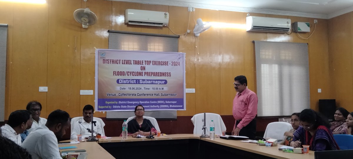 DeocSubarnapur's tweet photo. District level Table Top Exercise on flood preparedness conducted under the Chairmanship of ADM, Subarnapur on 18.06.2024 to test the preparedness among depts, find out the gaps &amp; strengthen the coordination mechanism. TTEx were also conducted at all Block &amp; ULB HQ.
@osdmaodisha https://t.co/Iz8OPK9UYG
