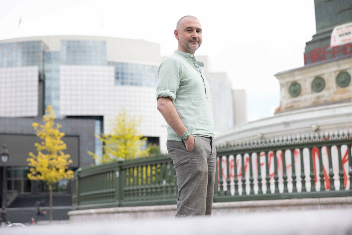 le_Parisien's tweet image. 💬«Il y a un problème avec les questions LGBT au sein de LFI»

Cofondateur et porte-parole de Rouge Direct, collectif qui lutte contre l’homophobie dans le foot, Julien Pontes, militant LFI, dénonce son «malaise» sur le traitement du sujet par le parti

➡️ l.leparisien.fr/iSD0