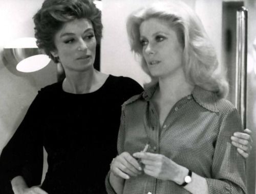 FranccesLucca's tweet image. D1602: Catherine Deneuve... #anoukaimee