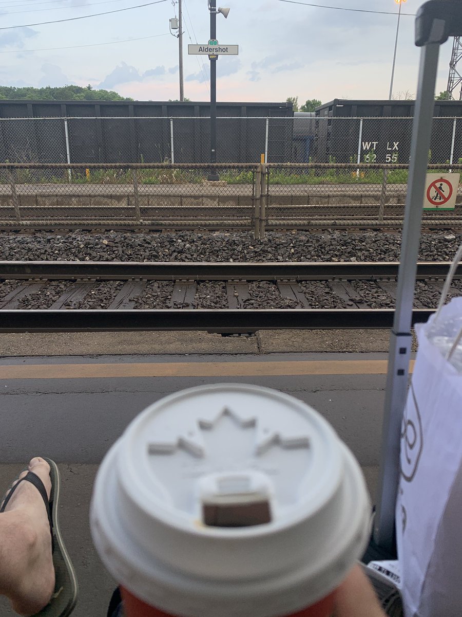 jesseleite85's tweet photo. Almost home! #flatcamp @statamic 🥰 https://t.co/g7jzomfwkt