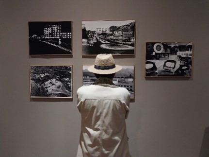 clickultura's tweet photo. Hoy en Clickultura
REVERBERACIONES DE LA BAUHAUS EN EL ARTE VISUAL ECUATORIANO
la escuela alemana de la Bauhaus influyó en la arquitectura y diseño de Ecuador.
Leer más en https://t.co/K3bHcLdQZx
Primer diario cultural https://t.co/3CcJRmlYYE