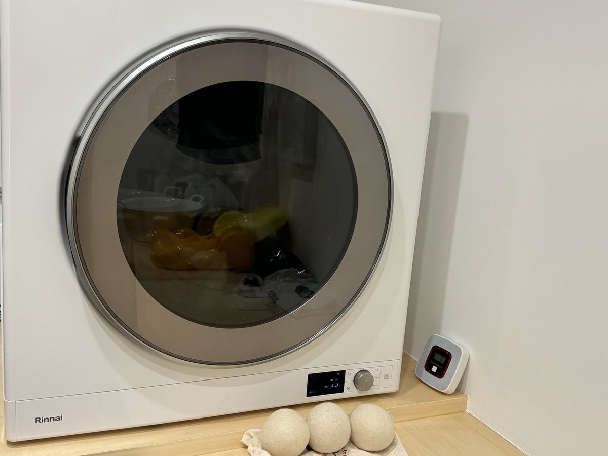 時短家電には惜しみなくお金を掛ける！
何かとやる事が多い現代社会。
特に子育てなんてやってたら1日なんてあっという間。
AI然り機械が出来る事はお任せするのが今を生きる賢い術！
現にこうしてポストができる。
乾太さま、いつもせっせとありがとう♪
