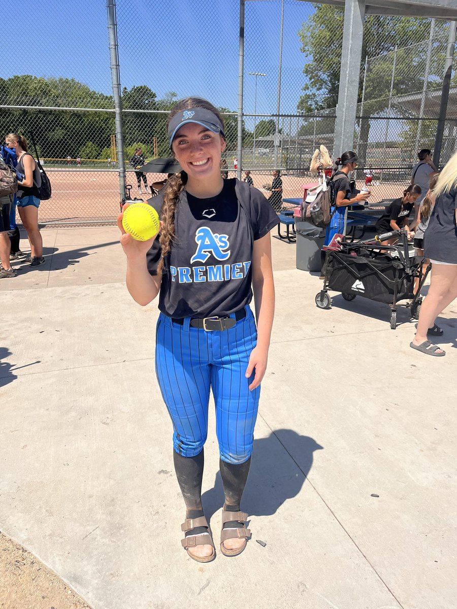 audreyvarner26's tweet photo. offensive/defensive clips from KC!! so glad I got to spend the weekend on the dirt with all my girls!! @OKAsPremier07 @kierra_mcfadden @Casady_Webb @JessicaRenaae @BuildersSB @UCOSoftball @gclvsoftball @OKWUeagles_SB @RiverHawksSB @NOCEnidSB @NOCTonkSB #AsAllDay https://t.co/JuZARxa2Ww
