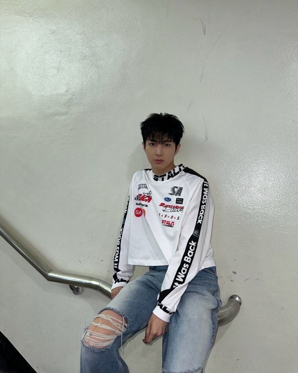 whibglobal's tweet photo. 📸 | UGeon — instagram update 240618

My favorite stage outfit👕

#WHIB #휘브 #UGeon #유건 https://t.co/QGEVtQBYfP