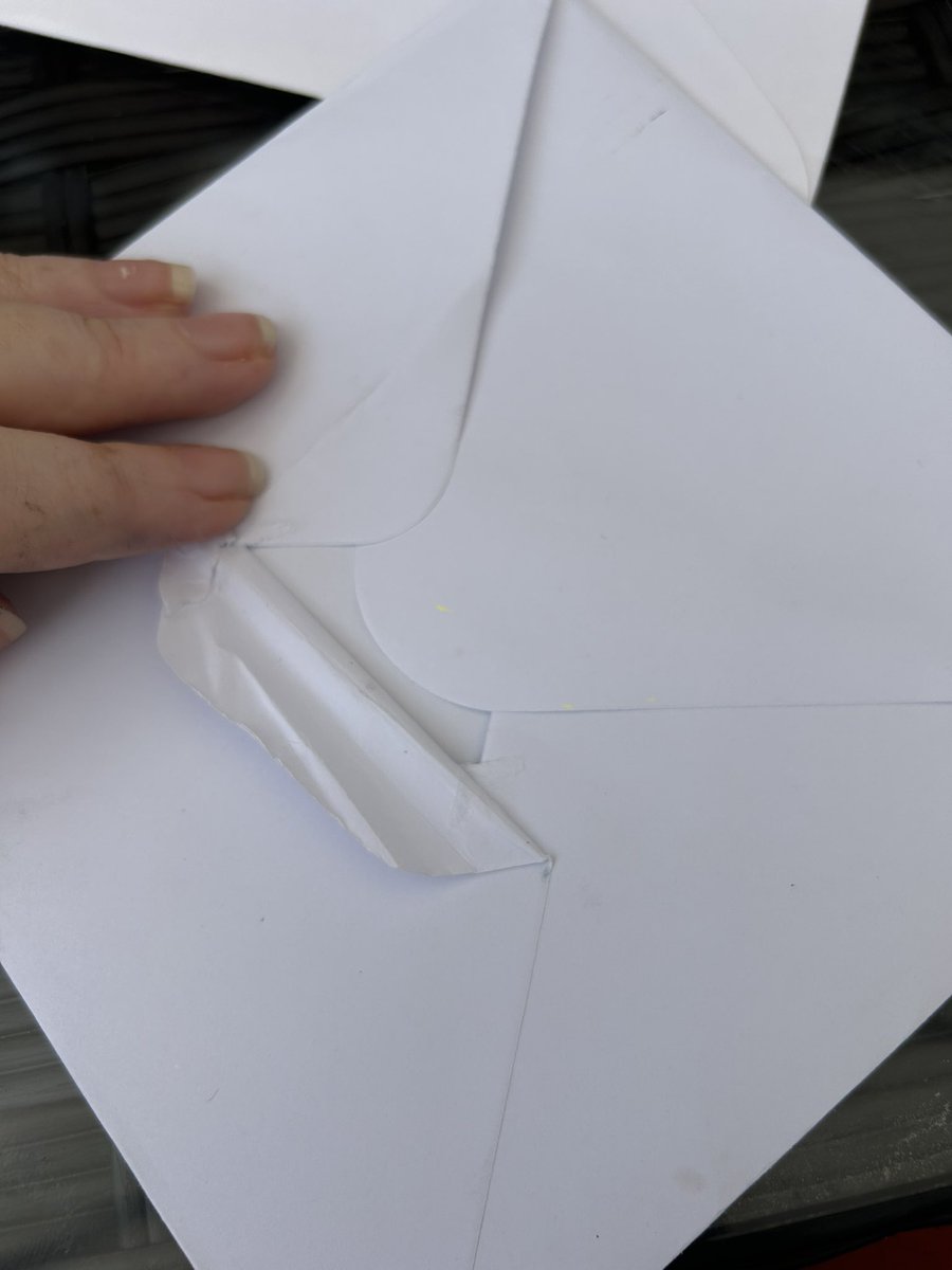 Lucy Cusack tweet media