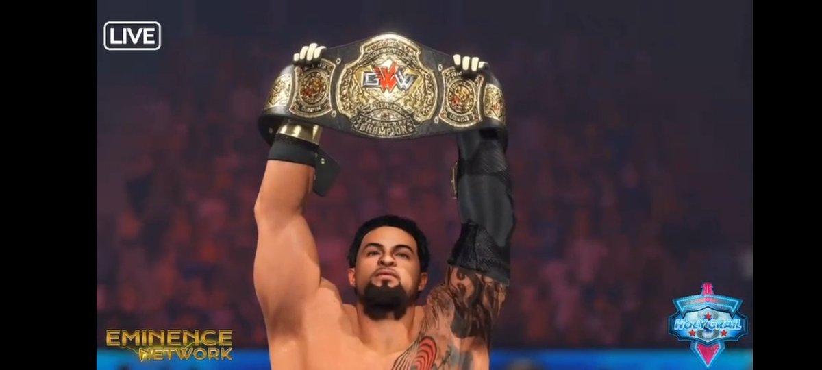 BrandonGWill17's tweet photo. BTW S/O @RealHailStorm for making history at HG3 AS WELL...PLEASE DONT BOO HER! She is AMAZING!!...ok...maybe a lil boos won't hurt. 

P.S. JYNX PLEASE GET A NEW SUIT!!

LOVE YOUR NEW UNDISPUTED WORLD HEAVYWEIGHT CHAMPION,
BGW
#HG3 #teamBgw #teamSeth #Pantheon #EsUp https://t.co/76WriYr1dt