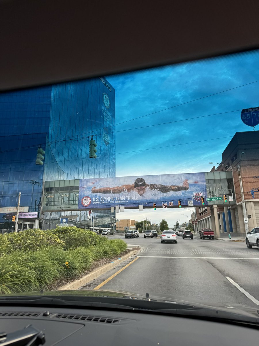 Visiting the mothership this morning to discuss all things D2 softball with our D2 Softball Committee! Thank your rep! These folks are serving our sport with a whole heart! Committee work is tough &amp; requires a lot of time &amp; work! 
<a href="/NFCAorg/">National Fastpitch Coaches Association</a> <a href="/NCAADII/">NCAA Division II</a>