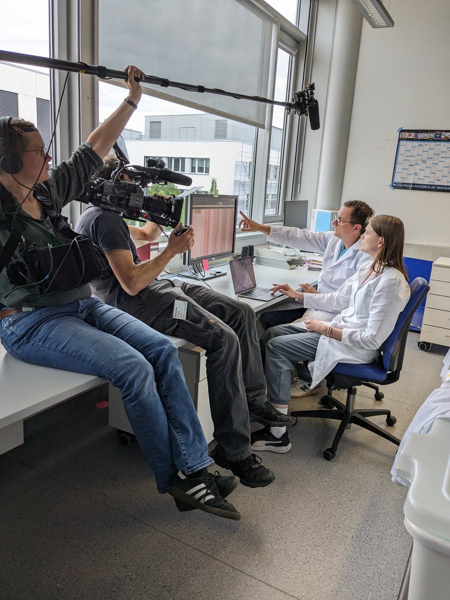 The Wilfling Lab (@wilflinglab) on Twitter photo Last week the film crew of the FWU (Institute for Film and Image in Science and Education <a href="/FWU_Schule/">FWU Institut für Film und Bild</a>) came to lab to interview Pia and Florian. The FWU are making an educational movie on fasting and wanted to hear everything about our research on autophagy in yeast 🧫🎥 Last week the film crew of the FWU (Institute for Film and Image in Science and Education <a href="/FWU_Schule/">FWU Institut für Film und Bild</a>) came to lab to interview Pia and Florian. The FWU are making an educational movie on fasting and wanted to hear everything about our research on autophagy in yeast 🧫🎥