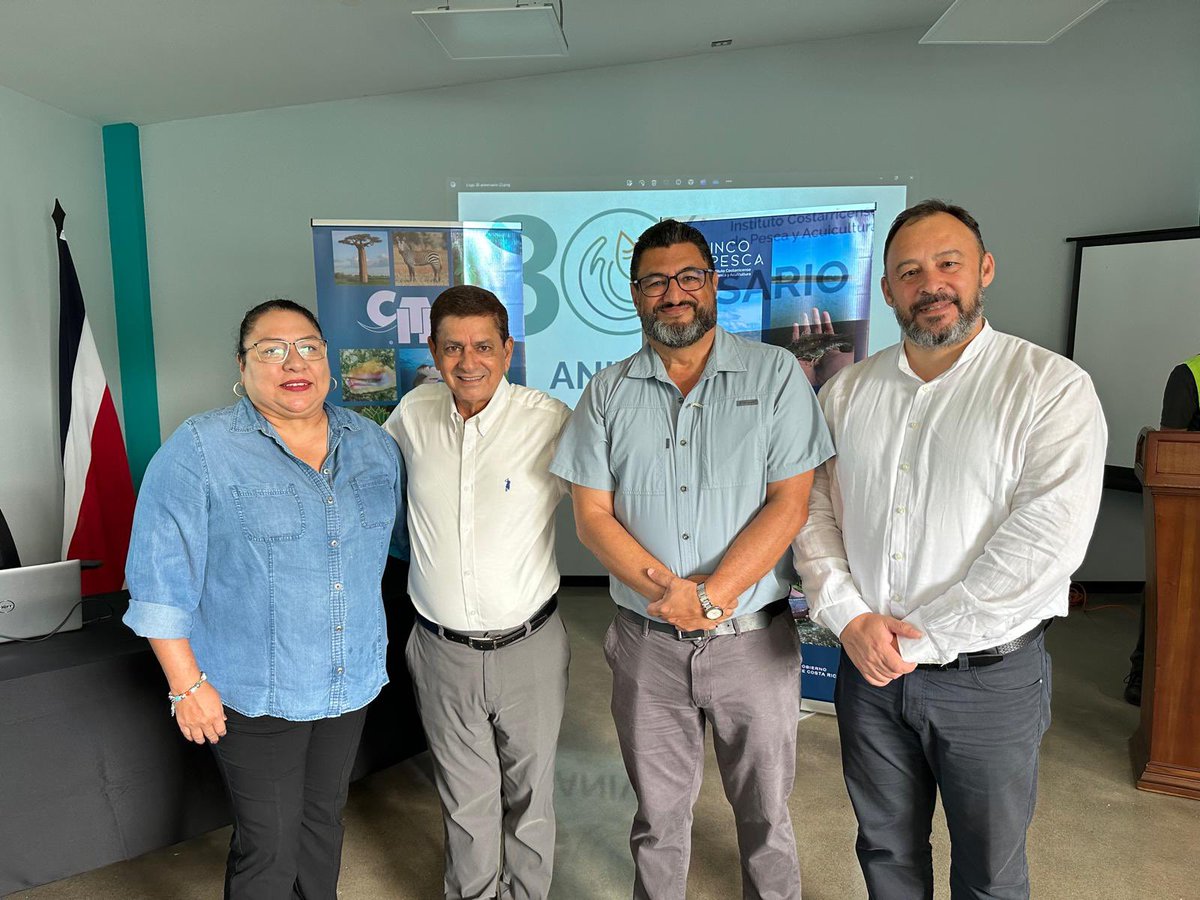 Las iniciativas de cooperación son esenciales para alcanzar los objetivos de conservación y uso sustentable del patrimonio natural del planeta 🌎

Secretaría CITES en Costa Rica 🇨🇷 con el Presidente Ejecutivo de <a href="/Incopesca_CR/">Incopesca</a> Ministro Heiner Méndez Barrientos

#pesca #acuicultura