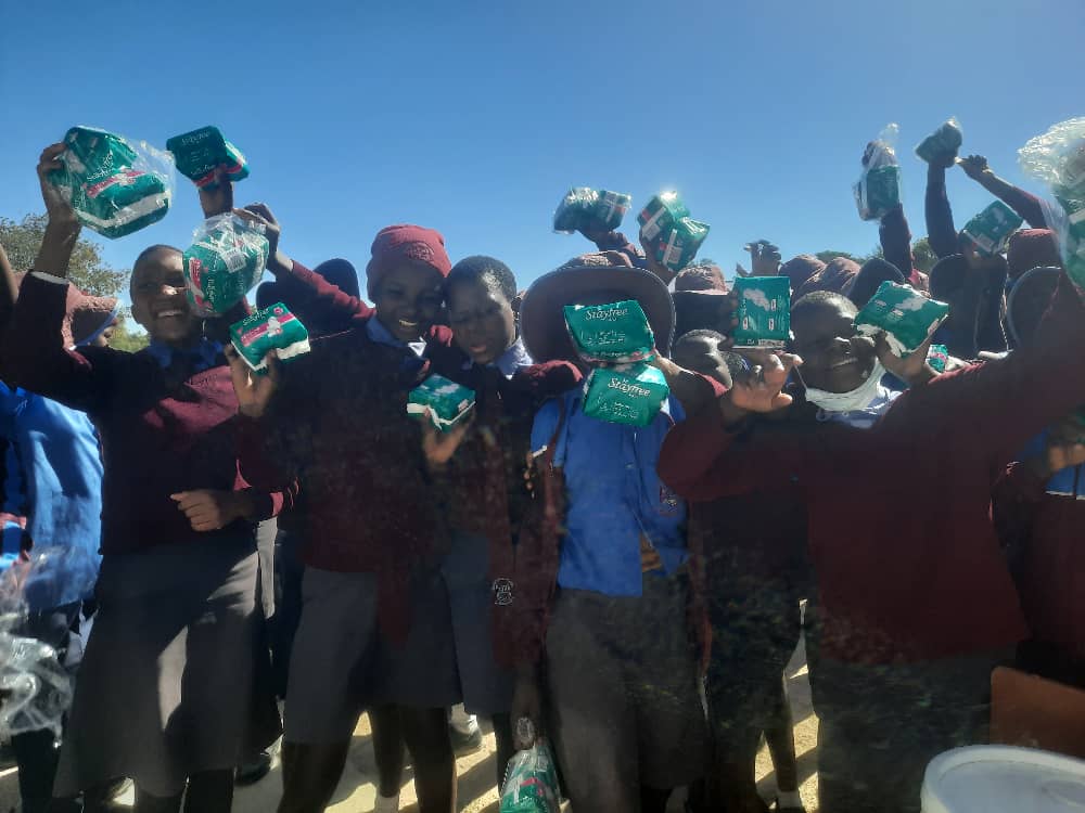 Sufficient access to SRHR products is a necessary condition for young people, especially marginalised rural adolescents, to support their sexuality and reproductive health.

#SRHR #SDG