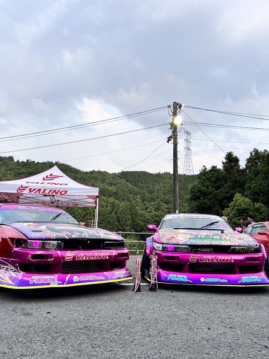 VALINO TIRES ヴァリノタイヤ 公式 (@valinotires) on Twitter photo VALINO TIRES
VALINO WORKS中村直樹のDNAを引き継ぐ
長男:中村 龍 選手
徳島カートランドで開催されました
アドレナリン走エキスパート部門で見事優勝🏆
<a href="/N_stylegroup/">N-style</a> 
<a href="/N_style_Japan/">N-Style エヌスタイル公式</a> 
#中村龍 
#ドリフト 
#VALINO 
#アドレナリン走 VALINO TIRES
VALINO WORKS中村直樹のDNAを引き継ぐ
長男:中村 龍 選手
徳島カートランドで開催されました
アドレナリン走エキスパート部門で見事優勝🏆
<a href="/N_stylegroup/">N-style</a> 
<a href="/N_style_Japan/">N-Style エヌスタイル公式</a> 
#中村龍 
#ドリフト 
#VALINO 
#アドレナリン走